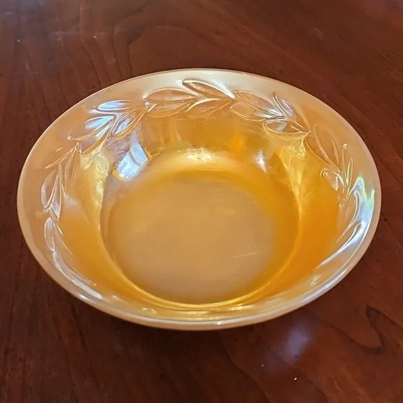 Fire King bowl and dish - set of two - Picture 3 of 10